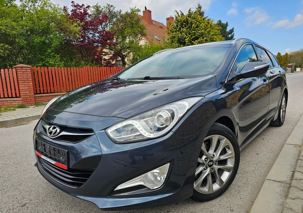 Hyundai i40 cena 40400 przebieg: 188000, rok produkcji 2015 z Ciechanowiec małe 781